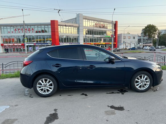 2013 Mazda 3 III (BM), синий, 1150000 рублей - вид 3