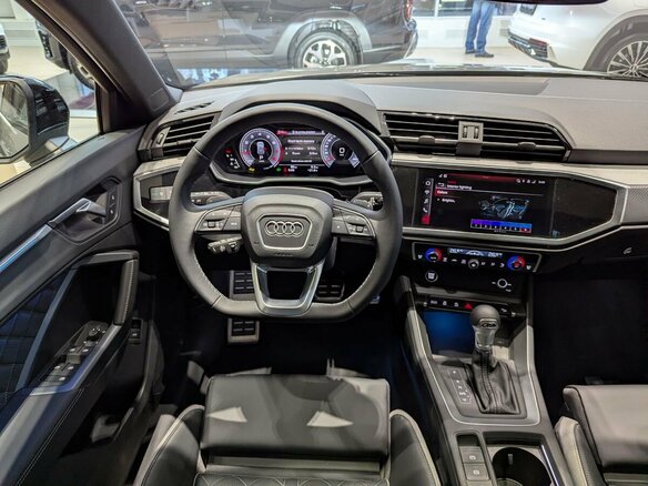 2026 Audi Q3 35 TFSI II (F3), серый - вид 34