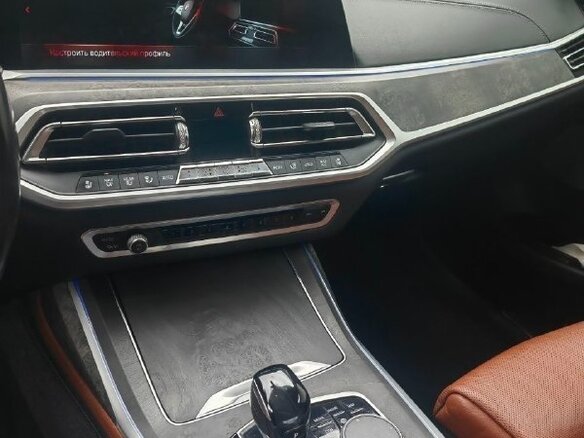 2019 BMW X7 30d I (G07), белый, 8700000 рублей - вид 5