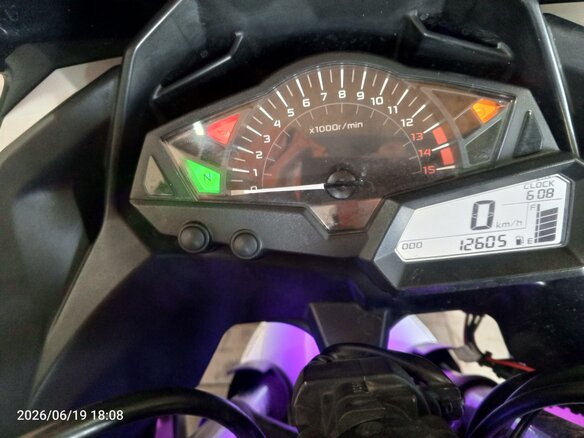 2014 Kawasaki Ninja 250R, белый, 330000 рублей - вид 15