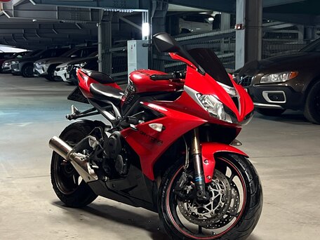 2016 Triumph Daytona 675, красный, 590000 рублей, вид 1