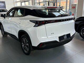 2026 Omoda C5 I Рестайлинг, белый, 2629000 рублей, вид 5