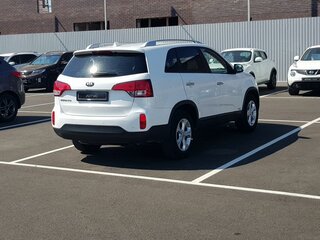 2012 Kia Sorento II Рестайлинг, белый, 1895000 рублей, вид 5