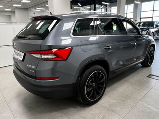 2017 Skoda Kodiaq I, серый, 2280000 рублей, вид 3