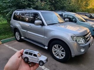 2011 Mitsubishi Pajero IV Рестайлинг 1, серебристый, 2200000 рублей, вид 5