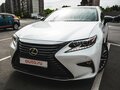 2016 Lexus ES 250 VI Рестайлинг, белый, 3100000 рублей
