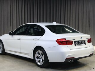 2017 BMW 3 серии 320i xDrive VI (F3x) Рестайлинг, белый, 1899000 рублей, вид 4