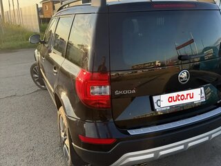 2017 Skoda Yeti I Рестайлинг, чёрный, 1700000 рублей, вид 4