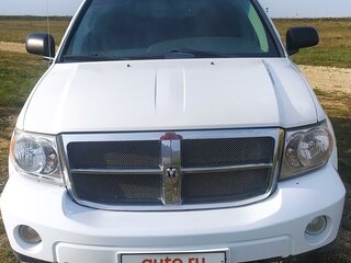 2008 Dodge Durango II Рестайлинг, белый, 2150000 рублей, вид 1