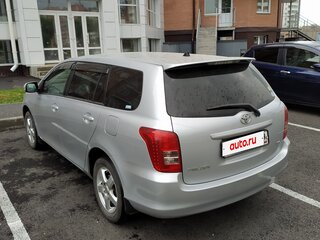 2006 Toyota Corolla Fielder X (E140, E150), серебристый, 830000 рублей, вид 2