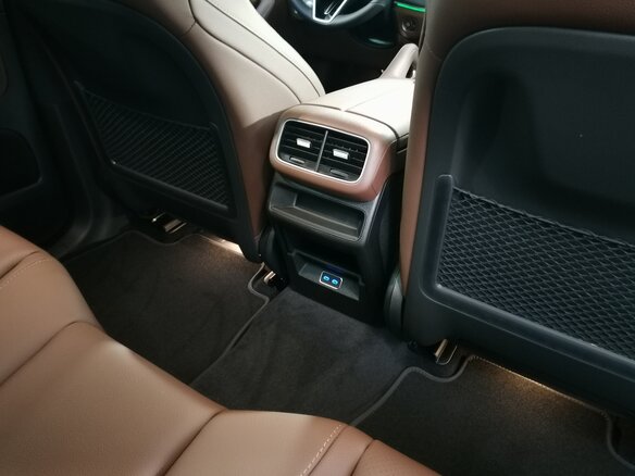 2026 Mercedes-Benz GLE 300 d II (V167) Рестайлинг, чёрный, 17100000 рублей - вид 21