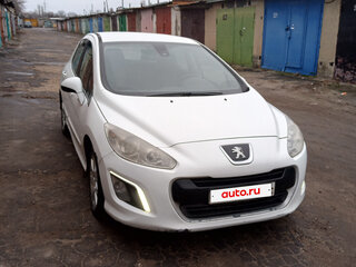2013 Peugeot 308 I Рестайлинг, белый, 450000 рублей, вид 1