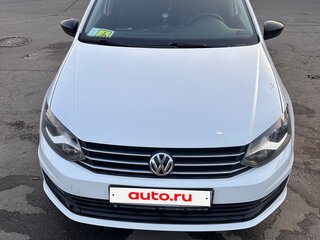 2017 Volkswagen Polo V Рестайлинг, белый, 1150000 рублей, вид 1