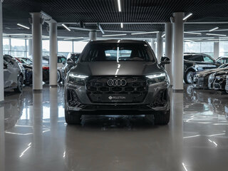 2026 Audi Q7 50 TDI II (4M) Рестайлинг 2, серый, 14750000 рублей, вид 3