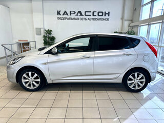 2012 Hyundai Solaris I, серебристый, 720000 рублей, вид 5