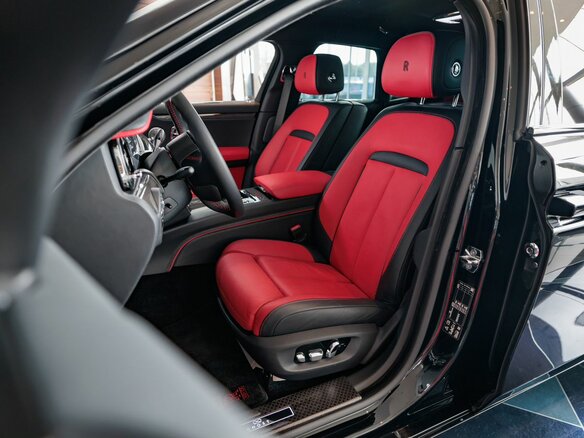 2022 Rolls-Royce Ghost Black Badge II (Series I), чёрный - вид 24