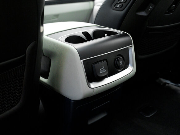 2026 Kia Carnival IV Рестайлинг, чёрный, 7100000 рублей - вид 22