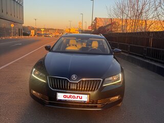 2017 Skoda Superb III, синий, 2300000 рублей, вид 2