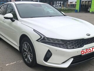 2020 Kia K5 III, белый, 2500000 рублей, вид 3