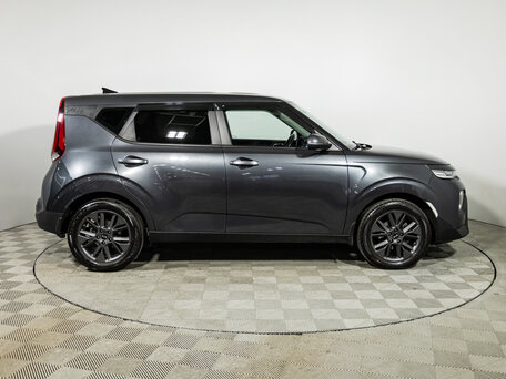 2021 Kia Soul III, серый, 1899777 рублей, вид 4