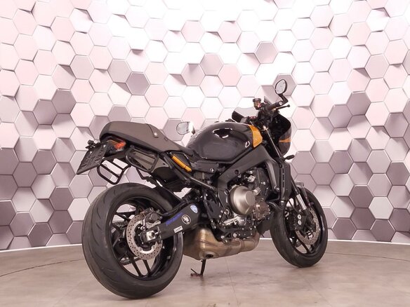 2022 Yamaha XSR900, чёрный, 927000 рублей - вид 6