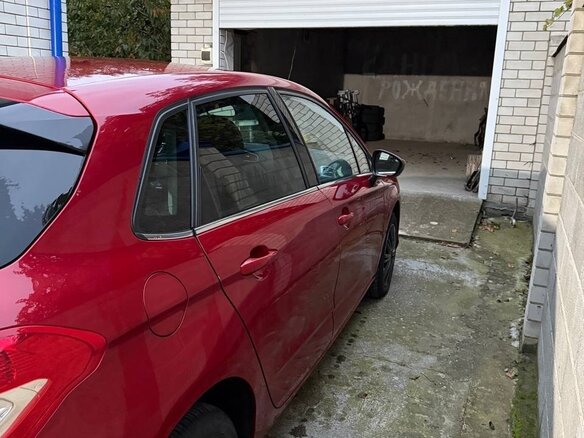 2012 Citroen C4 II, красный, 750000 рублей - вид 1