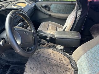 2005 Chevrolet Niva I, пурпурный, 247000 рублей, вид 5
