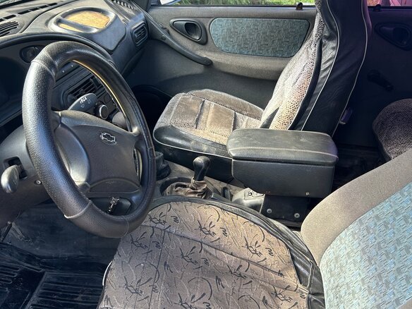 2005 Chevrolet Niva I, пурпурный, 247000 рублей - вид 4