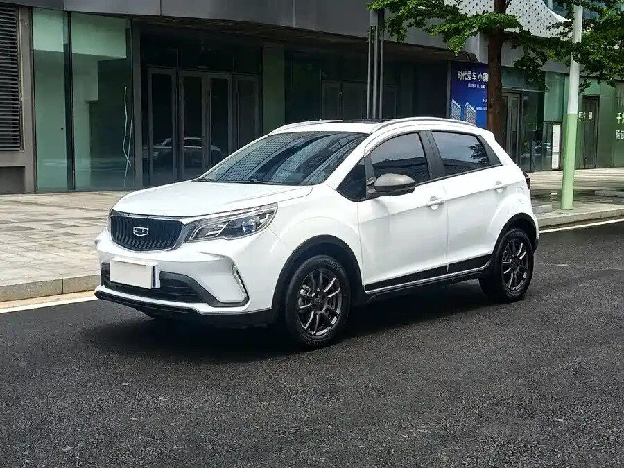 Открыть фотографии: Geely Vision X3 Pro