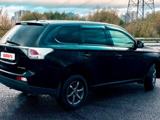 2012 Mitsubishi Outlander III, чёрный, 1025000 рублей, вид 4