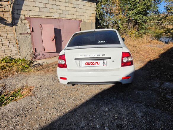 2011 Lada (ВАЗ) Priora I, белый, 370000 рублей - вид 2