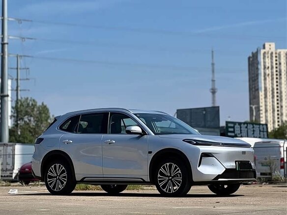 2026 Geely Galaxy Starship 7 120km, белый, 3127000 рублей