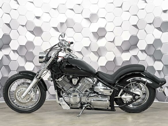 2007 Yamaha XVS1100, чёрный - вид 3