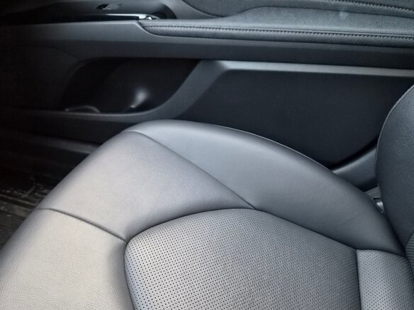 2023 Toyota Camry US Market VIII (XV70) Рестайлинг, чёрный, 3500000 рублей - вид 9