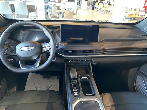 2026 Geely Okavango I Рестайлинг, серый, 4085990 рублей - вид 7