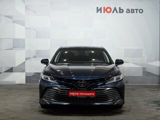 2019 Toyota Camry VIII (XV70), синий, 2990000 рублей, вид 2