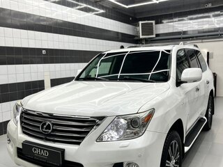 2010 Lexus LX 570 III, белый, 4400000 рублей, вид 1