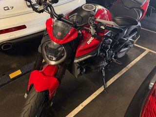 Ducati Monster 937