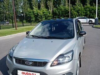 2008 Ford Focus II Рестайлинг, серебристый, 450000 рублей, вид 2