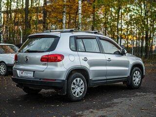 2011 Volkswagen Tiguan I Рестайлинг, серый, 770000 рублей, вид 2