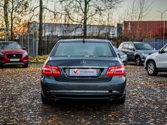 2011 Mercedes-Benz E-Класс 200 IV (W212, S212, C207), чёрный, 1290000 рублей - вид 3