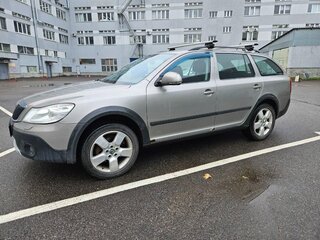 2011 Skoda Octavia Scout II (A5) Рестайлинг, бежевый, 990000 рублей, вид 1
