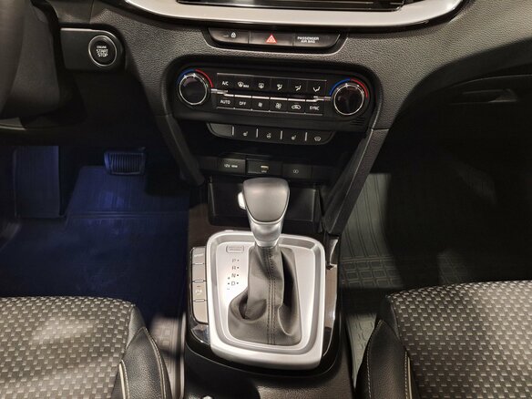 2020 Kia Ceed III, чёрный, 1920000 рублей - вид 8