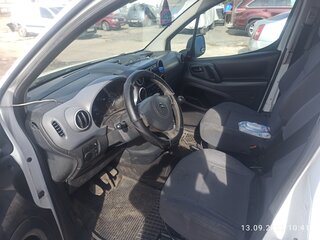2012 Citroen Berlingo II Рестайлинг, белый, 570000 рублей, вид 5