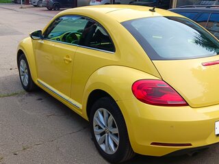 2013 Volkswagen Beetle II (A5), жёлтый, 1100000 рублей, вид 3