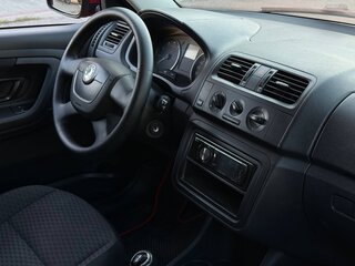 2011 Skoda Fabia II Рестайлинг, красный, 570000 рублей, вид 5