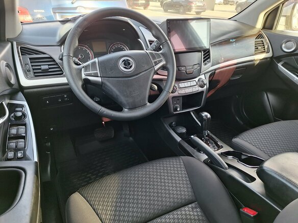2014 SsangYong Actyon II Рестайлинг, серебристый - вид 10