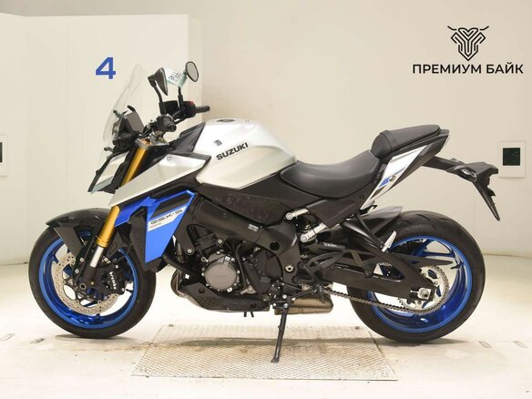2024 Suzuki GSX-S 1000, серебристый, 1275000 рублей - вид 1