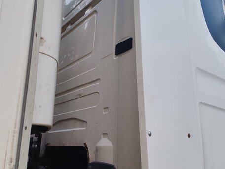 2008 Scania R-Series, белый, 3400000 рублей, вид 4