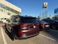 2021 BMW X5 M50i IV (G05/G18), фиолетовый, 7600000 рублей - вид 3